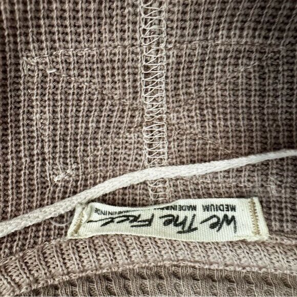 Free People/ We the Free washed out mauve long sleeve ribbed & waffle V-neck MED - Picture 15 of 15